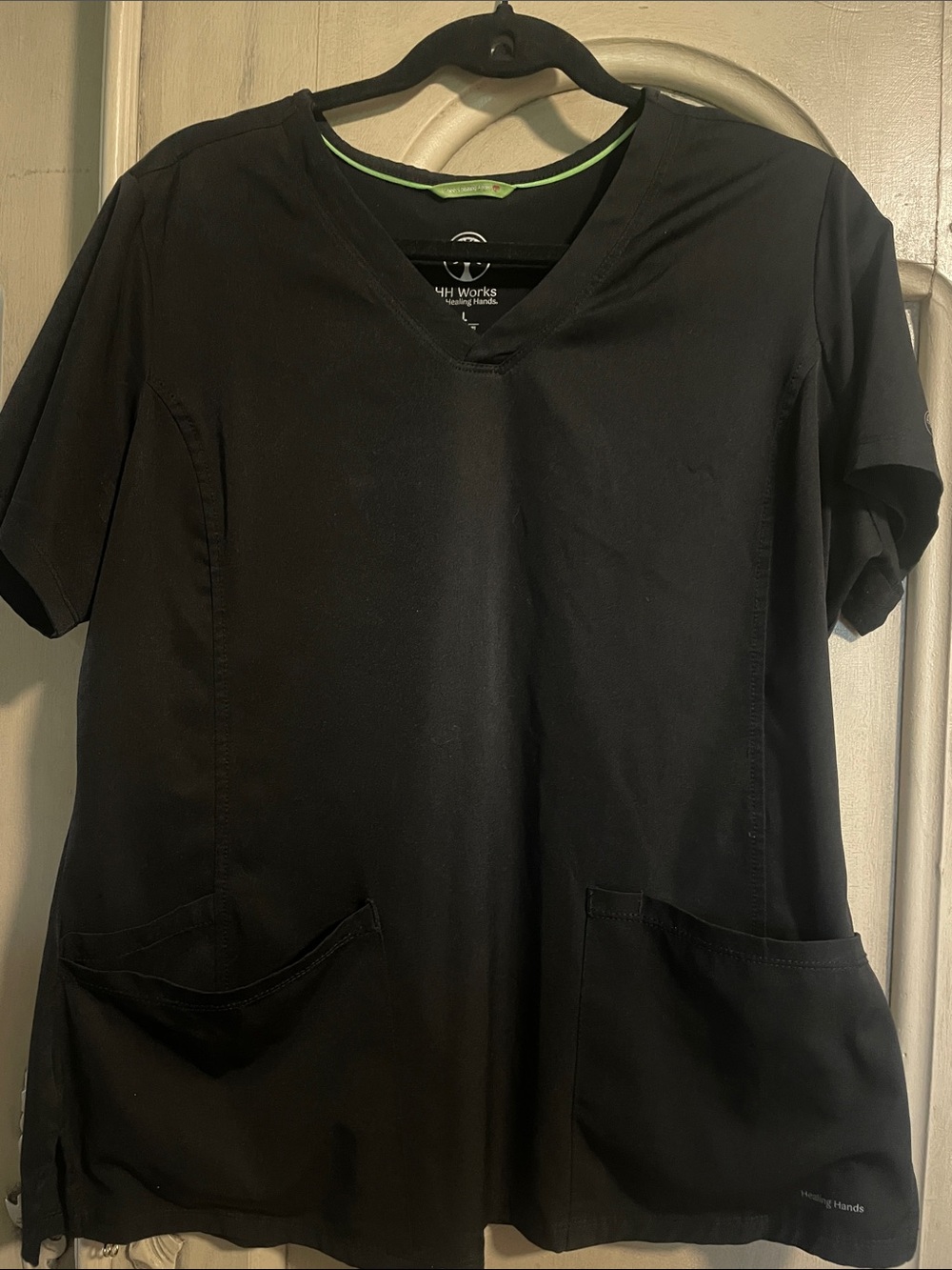 healing hands Black V-Neck Short Sleeve Scrub Top with Dual Front Pockets - Picture 1 of 5